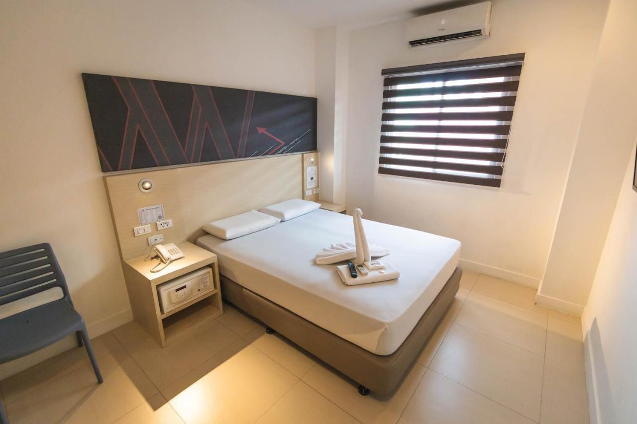 Wow Budget Hotel Cubao Quezon City Dış mekan fotoğraf